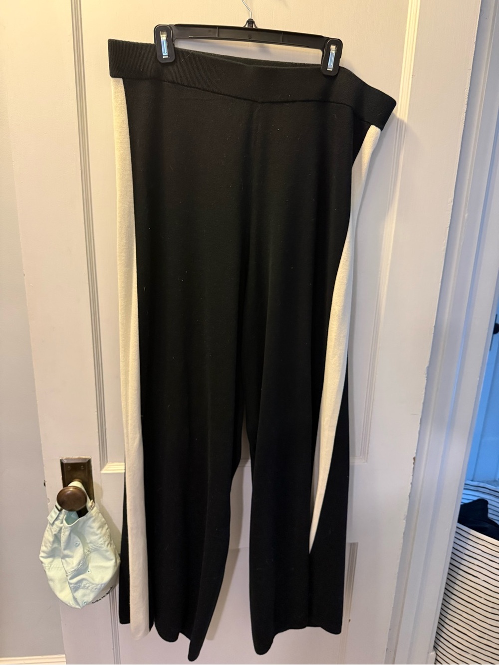 Lands' End Black Wide-Leg Knit Pants with Cream Side Panels